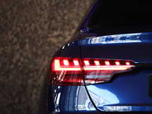 Audi A4 TFSI Black Edition - U13109