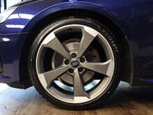 Audi A4 TFSI Black Edition - U13109