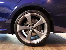 Audi A4 TFSI Black Edition - U13109