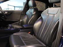 Audi A4 TFSI Black Edition - U13109