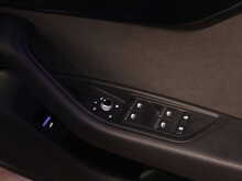 Audi A4 TFSI Black Edition - U13109