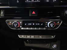 Audi A4 TFSI Black Edition - U13109