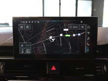 Audi A4 TFSI Black Edition - U13109