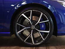 Volkswagen Golf TSI R - U13125