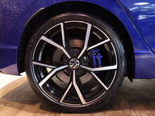 Volkswagen Golf TSI R - U13125