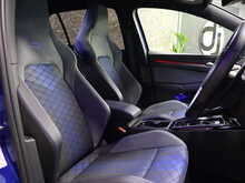 Volkswagen Golf TSI R - U13125