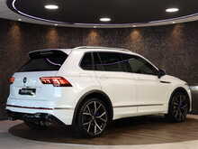 Volkswagen Tiguan TSI R - U13127