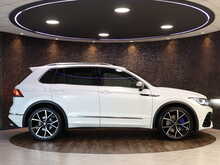 Volkswagen Tiguan TSI R - U13127