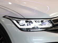 Volkswagen Tiguan TSI R - U13127