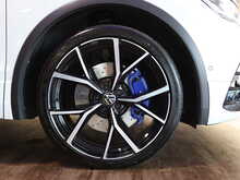 Volkswagen Tiguan TSI R - U13127