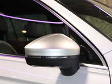 Volkswagen Tiguan TSI R - U13127