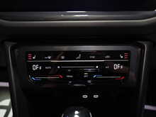 Volkswagen Tiguan TSI R - U13127