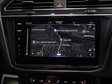 Volkswagen Tiguan TSI R - U13127