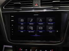 Volkswagen Tiguan TSI R - U13127