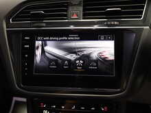 Volkswagen Tiguan TSI R - U13127