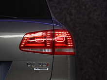 Volkswagen Touareg TDI V6 BlueMotion Tech R-Line Plus - U13131