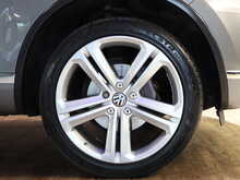 Volkswagen Touareg TDI V6 BlueMotion Tech R-Line Plus - U13131
