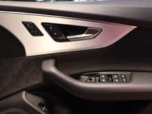 Audi Q8 TDI V6 S line - U13138