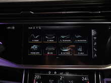 Audi Q8 TDI V6 S line - U13138