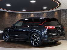 Volkswagen Touareg TSI V6 R - U13161