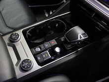 Volkswagen Touareg TSI V6 R - U13161