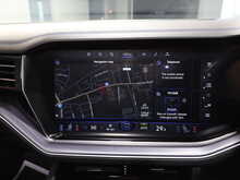 Volkswagen Touareg TSI V6 R - U13161