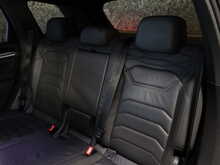 Volkswagen Touareg TSI V6 R - U13161