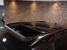 Volkswagen Touareg TSI V6 R - U13161