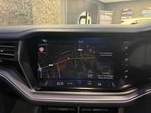 Volkswagen Touareg TSI V6 R - U13161