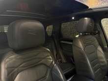 Volkswagen Touareg TSI V6 R - U13161