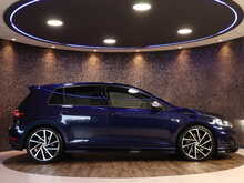 Volkswagen Golf TSI R - U13167