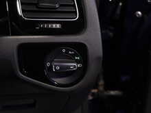 Volkswagen Golf TSI R - U13167