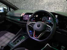 Volkswagen Golf TSI GTI - U13179