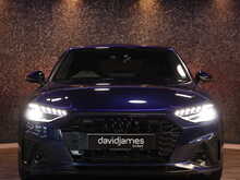 Audi A4 TFSI Black Edition - U13187
