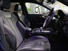 Audi A4 TFSI Black Edition - U13187