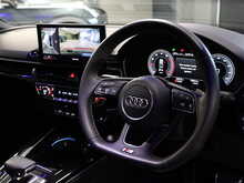 Audi A4 TFSI Black Edition - U13187