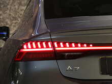Audi A7 TDI Black Edition - U13202