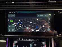 Audi RSQ8 TFSI V8 Vorsprung - U13226