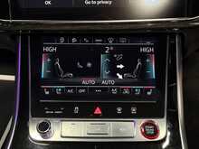 Audi RSQ8 TFSI V8 Vorsprung - U13226