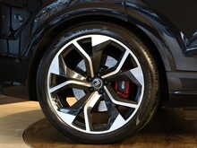 Audi RSQ8 TFSI V8 Vorsprung - U13226