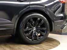 Volkswagen Touareg TDI V6 Black Edition - U13243