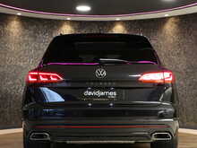 Volkswagen Touareg TDI V6 Black Edition - U13243