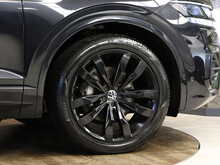 Volkswagen Touareg TDI V6 Black Edition - U13243