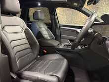 Volkswagen Touareg TDI V6 Black Edition - U13243