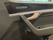 Volkswagen Touareg TDI V6 Black Edition - U13243