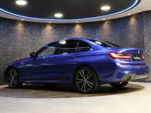 BMW 3 Series 330e M Sport - U13283