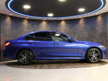 BMW 3 Series 330e M Sport - U13283