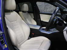 BMW 3 Series 330e M Sport - U13283