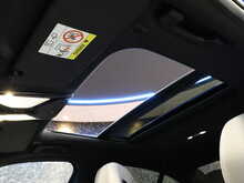 BMW 3 Series 330e M Sport - U13283