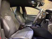 Volkswagen Golf TSI R-Line - U13284